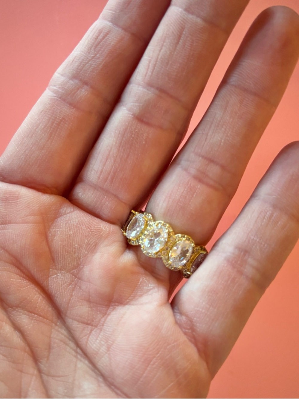 Gold-tone ring with oval stones - Picture 4 of 6